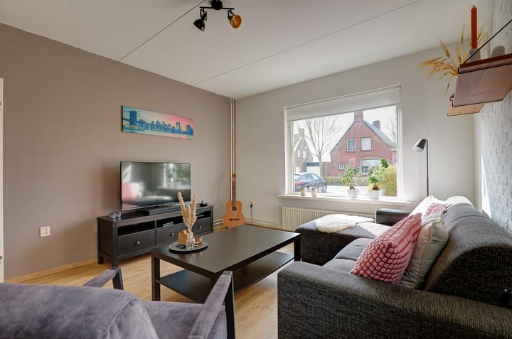 Photo 8 of Hoofdstraat 11