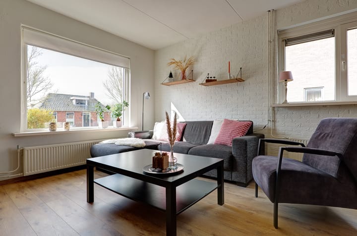 Photo 9 of Hoofdstraat 11