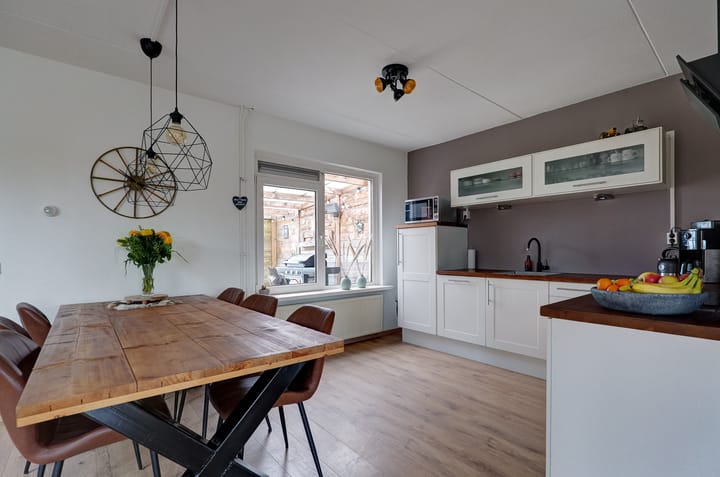 Photo 16 of Hoofdstraat 11