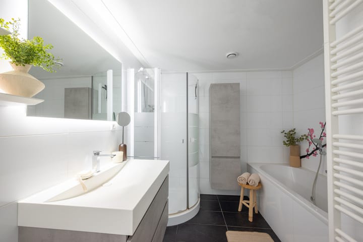 Foto 32 van Van Ostadestraat 11-E