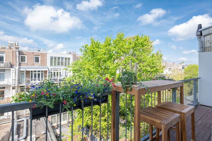 Foto 34 van Van Ostadestraat 11-E