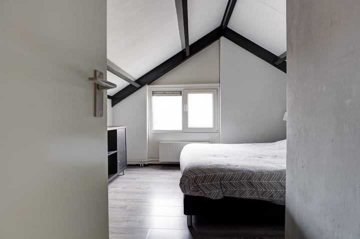 Photo 32 of Hoofdstraat 11