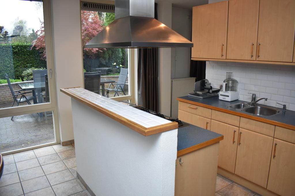 Photo 10 of Rijksweg 189