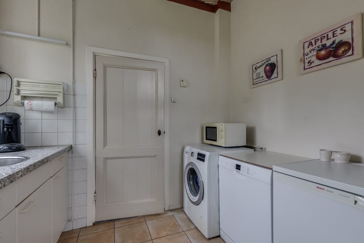 Foto 15 van Stationsweg 2