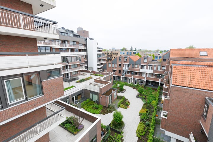 Foto 4 van Helfrichstraat 33