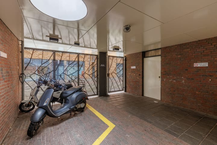 Foto 27 van Helfrichstraat 33