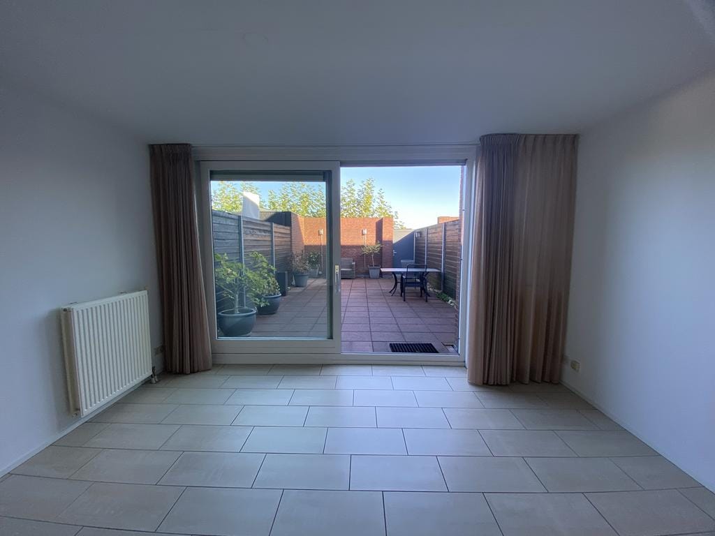 Foto 11 van Johan v Oldenbarneveltlaan 32