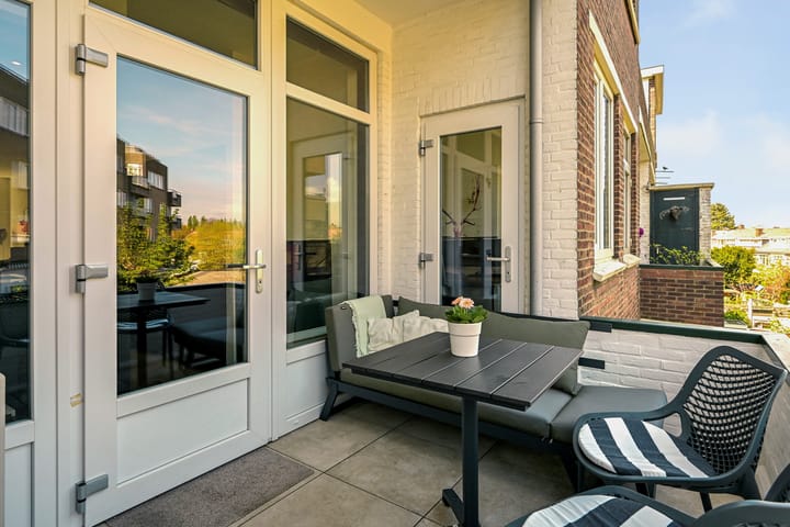 Photo 40 of Thorbeckelaan 11