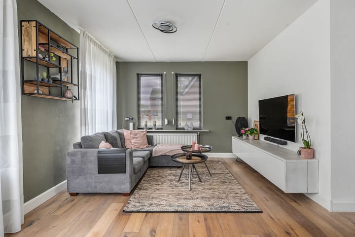 Photo 9 of Meester van Engbrinkstraat 34