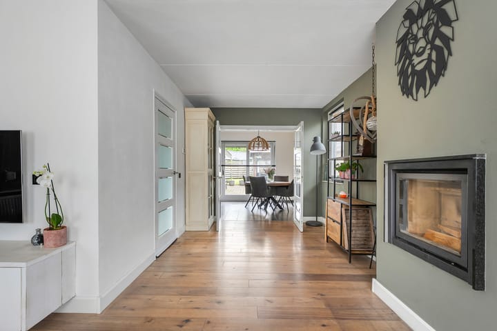 Photo 10 of Meester van Engbrinkstraat 34