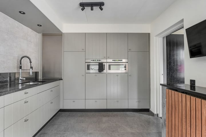 Photo 13 of Meester van Engbrinkstraat 34