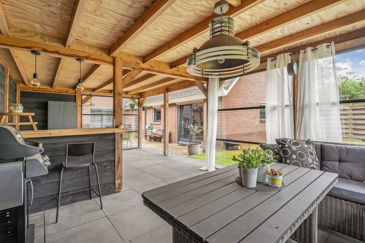 Photo 41 of Meester van Engbrinkstraat 34