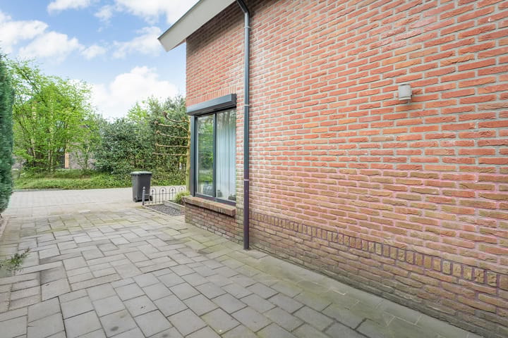 Photo 51 of Meester van Engbrinkstraat 34