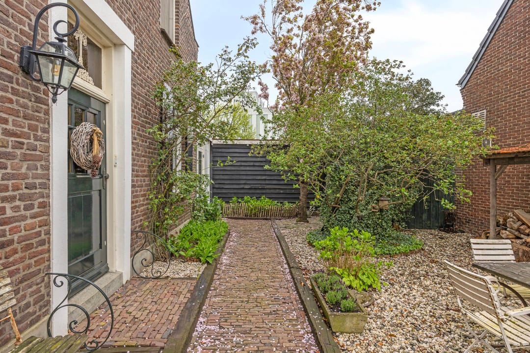 Foto 2 van Brugstraat 5