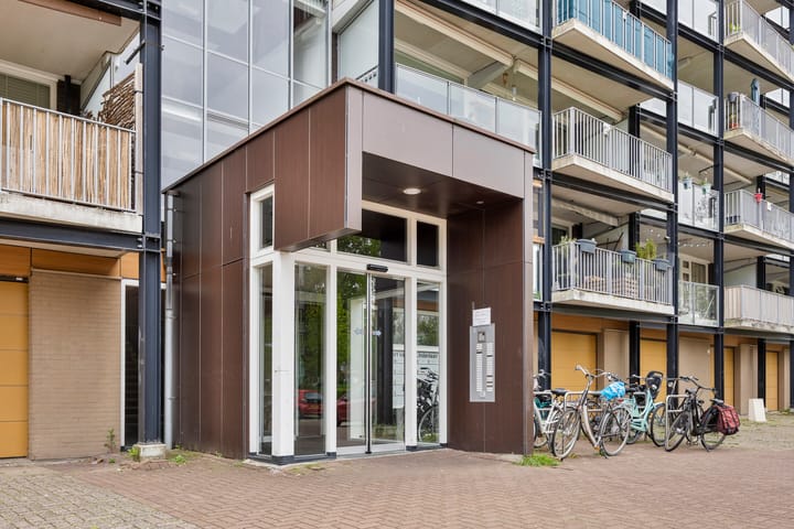 Photo 8 of Cort van der Lindenlaan 10