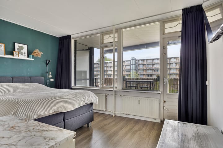 Photo 23 of Cort van der Lindenlaan 10