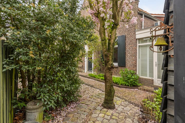 Foto 43 van Brugstraat 5