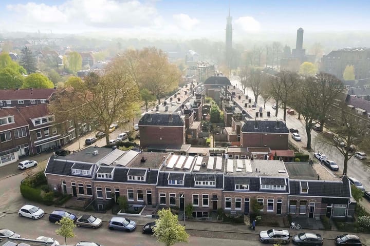 Photo 6 of Bergansiusstraat 13