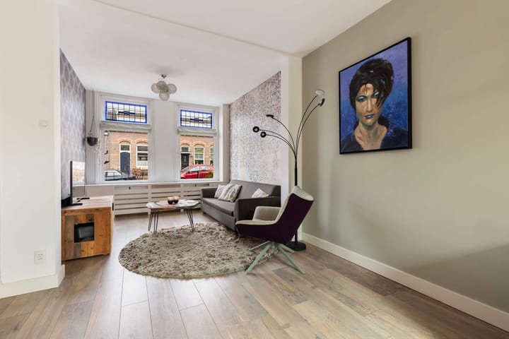 Photo 10 of Bergansiusstraat 13