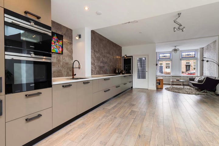 Photo 16 of Bergansiusstraat 13