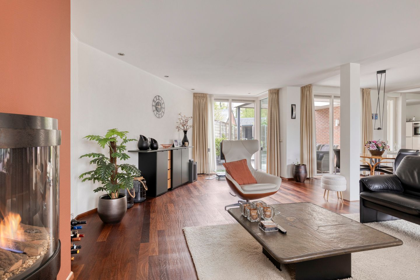 Foto 14 van Pashegge 114