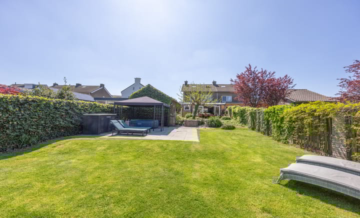 Foto 4 van Meesweg 24