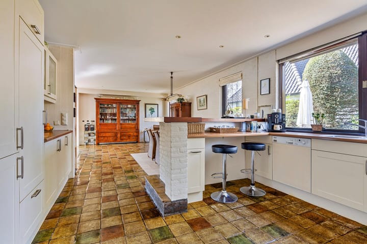 Foto 23 van Emmalaan 3