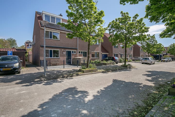 Foto 2 van Acacia 63