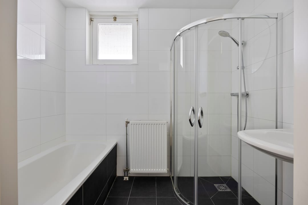 Photo 13 of Pettelaarseweg 635