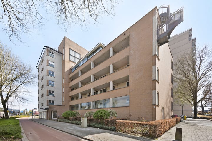 Foto 16 van Pettelaarseweg 635