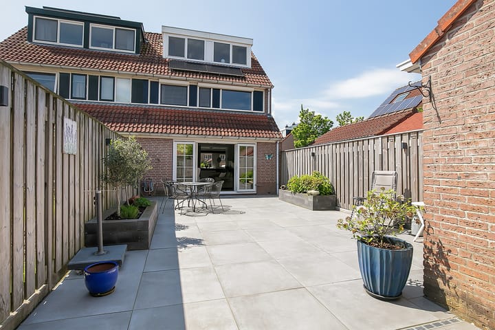 Foto 24 van Acacia 63