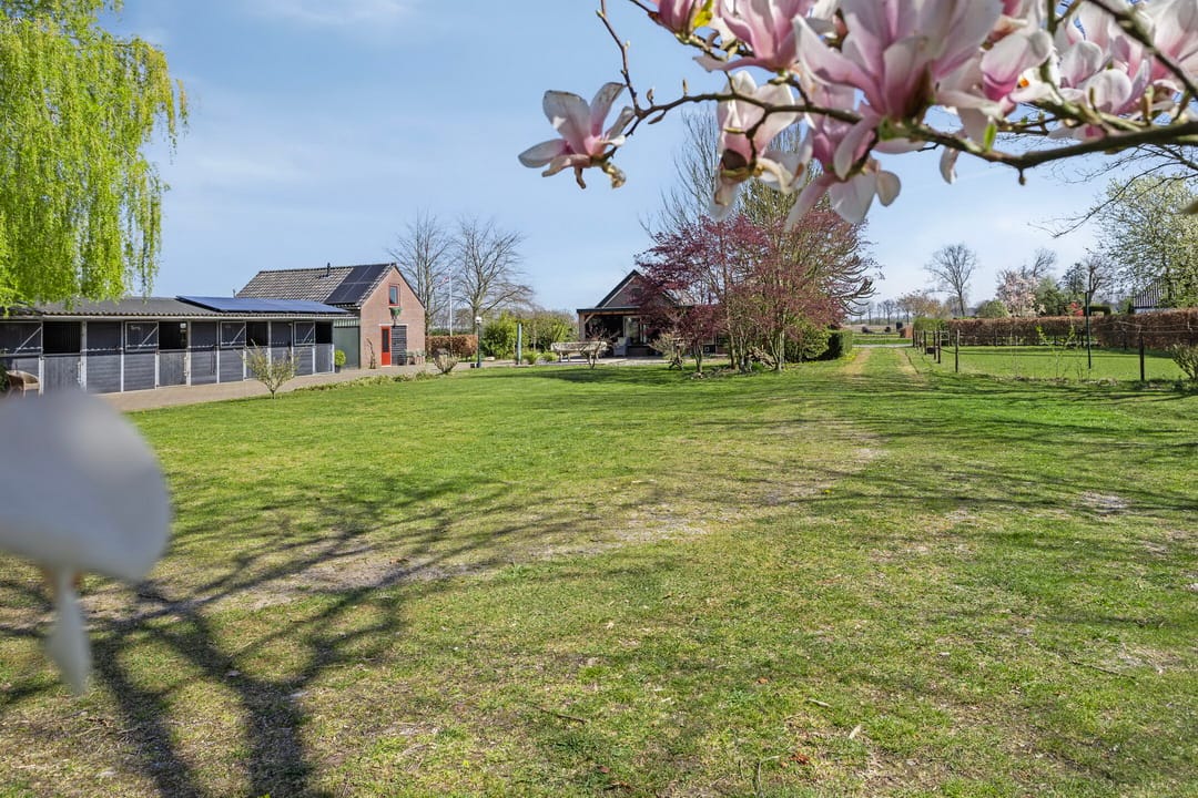 Photo 53 of Weteringdijk 10