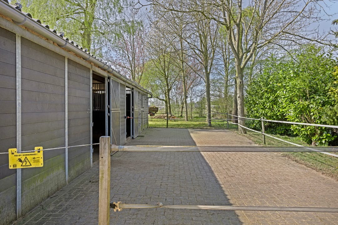 Photo 54 of Weteringdijk 10