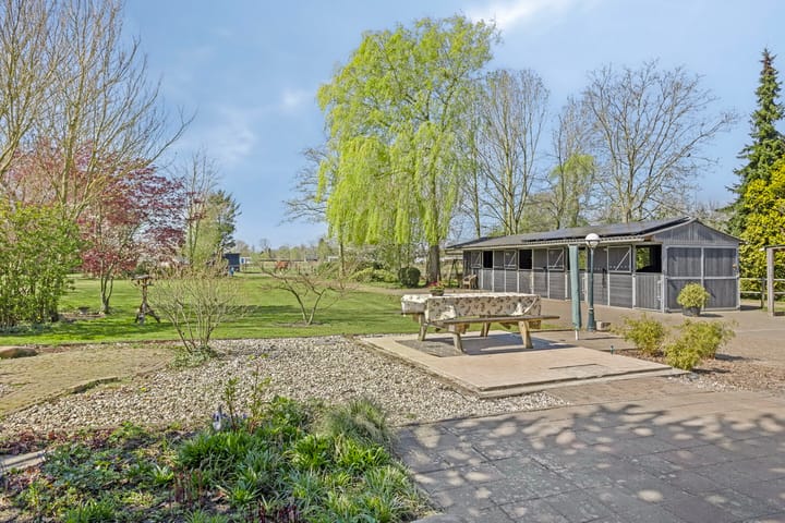 Foto 56 van Weteringdijk 10