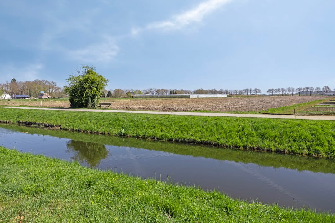 Photo 66 of Weteringdijk 10