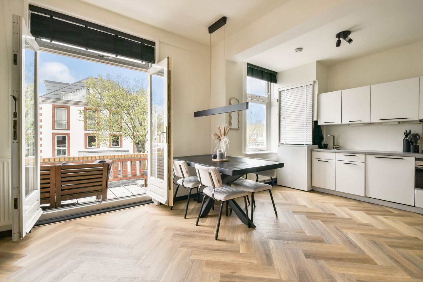 Foto 10 van Zeestraat 61-A