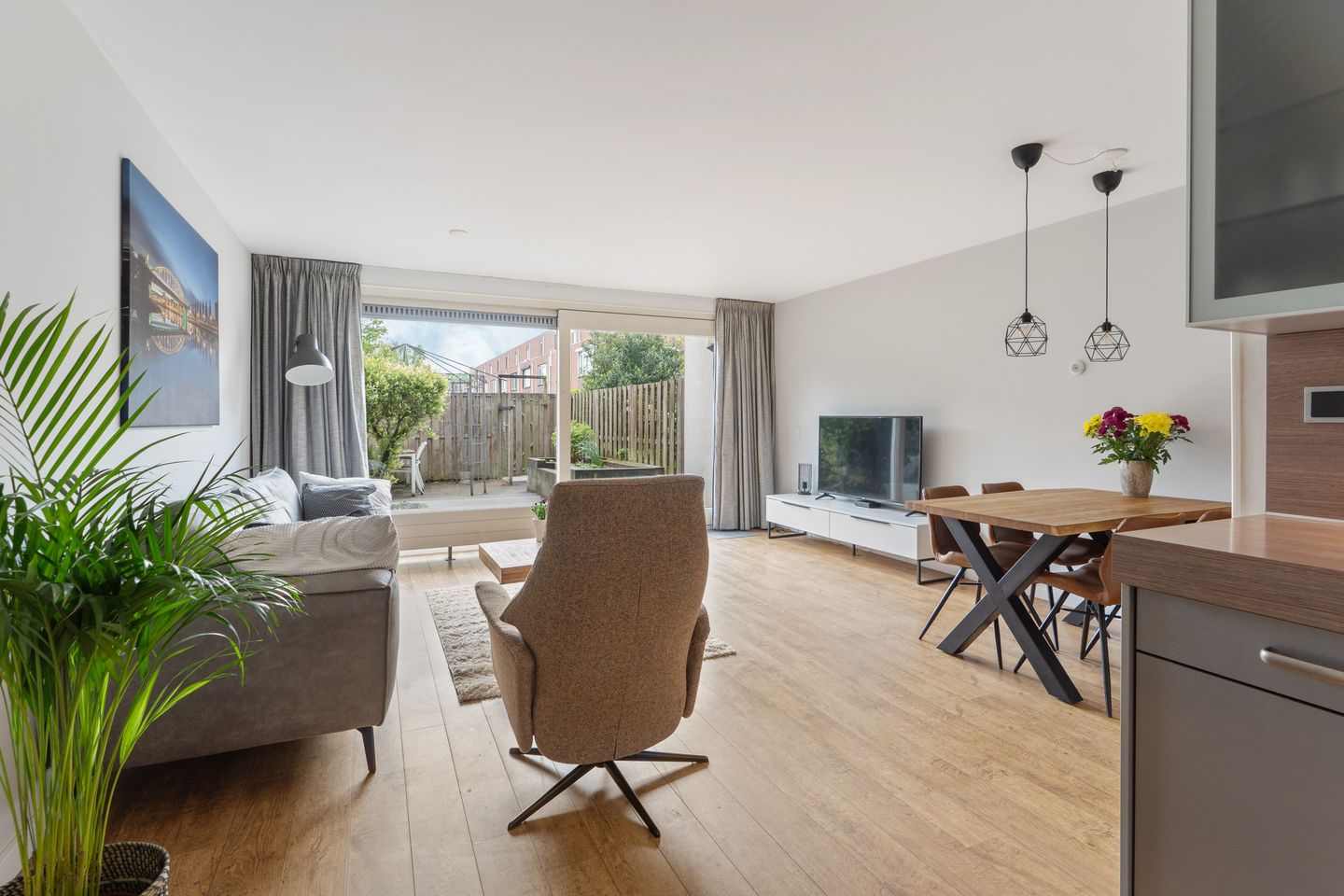 Photo 10 of Ernest Hemingwaystraat 109