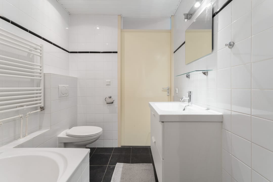 Photo 23 of Ernest Hemingwaystraat 109