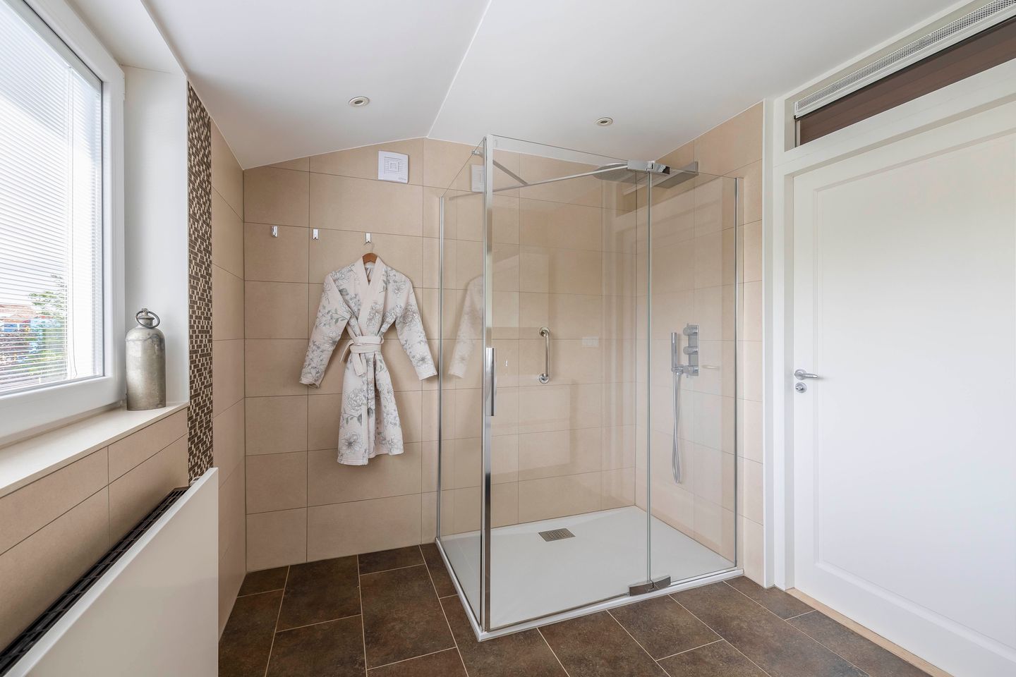 Photo 35 of Burgemeester Klinkhamerweg 67