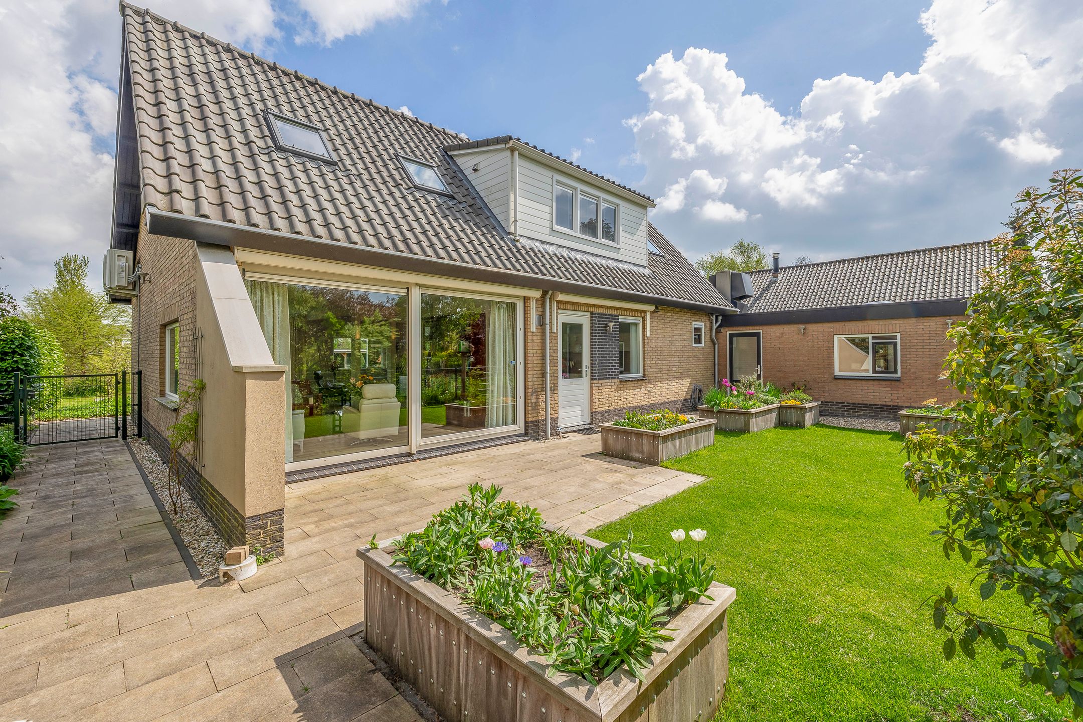 Photo 39 of Burgemeester Klinkhamerweg 67