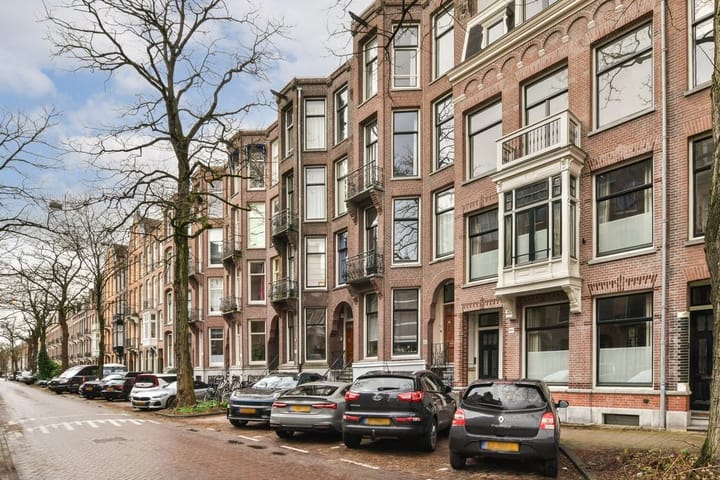 Photo 3 of Van Breestraat 112-2