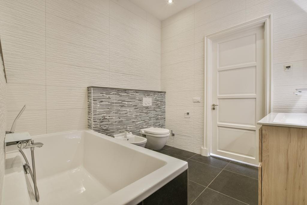 Photo 33 of Van Breestraat 112-2