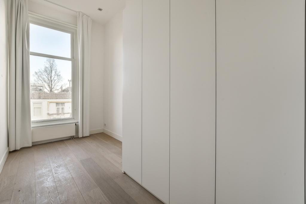 Photo 40 of Van Breestraat 112-2