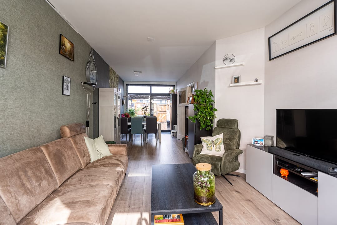 Foto 2 van van Riebeeckstraat 61