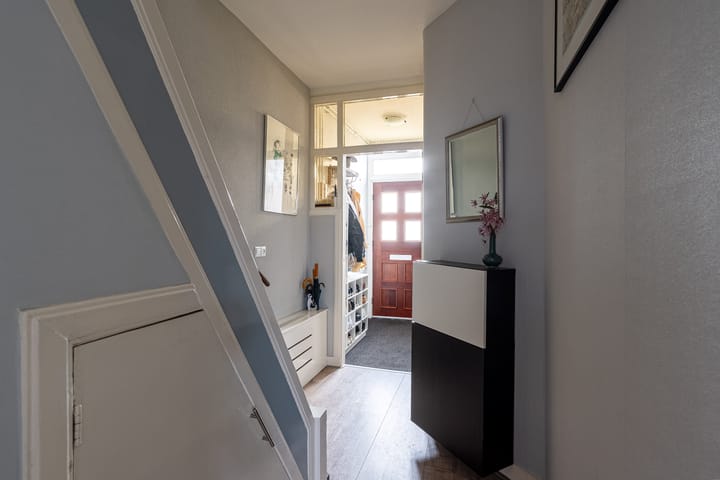 Foto 10 van van Riebeeckstraat 61