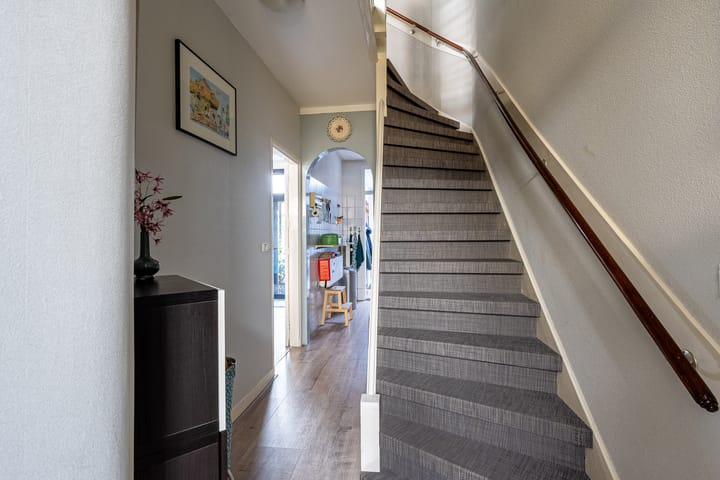 Foto 11 van van Riebeeckstraat 61