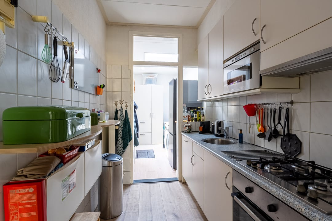 Foto 17 van van Riebeeckstraat 61