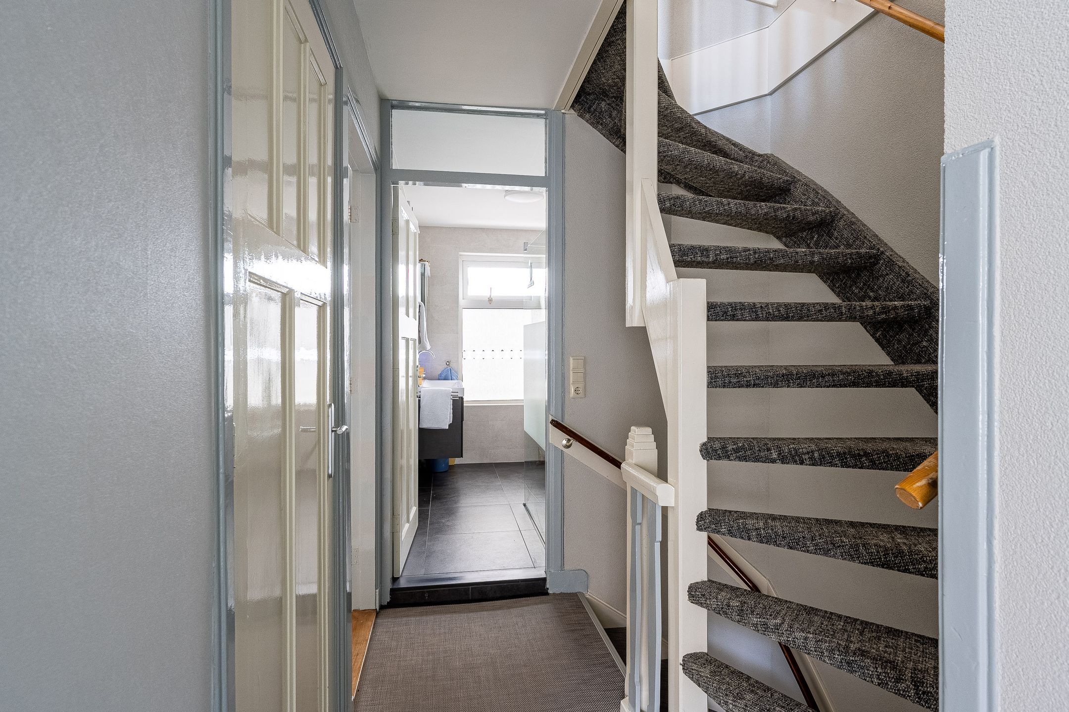 Foto 21 van van Riebeeckstraat 61