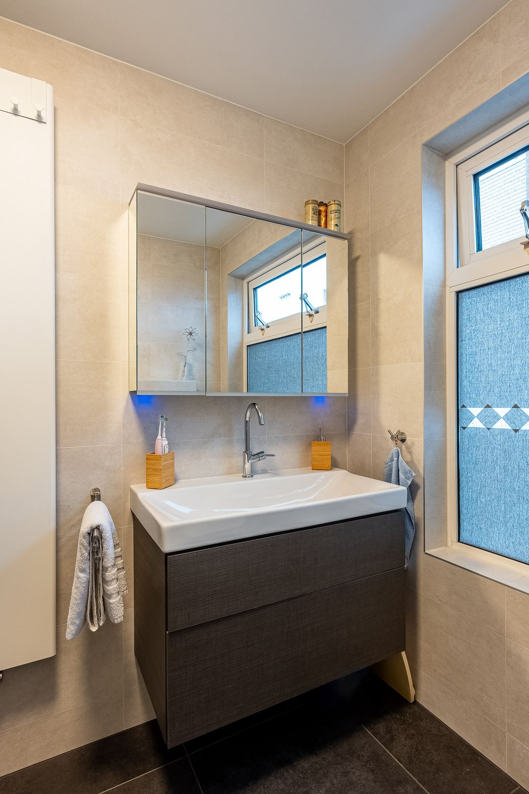 Foto 28 van van Riebeeckstraat 61