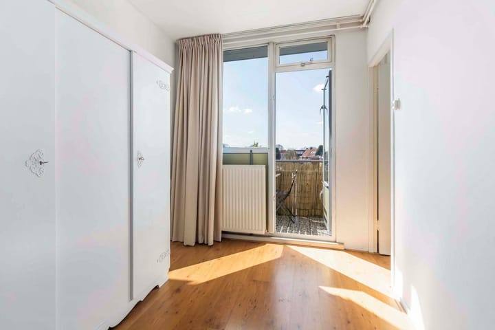 Photo 21 of Sneeuwbalstraat 73